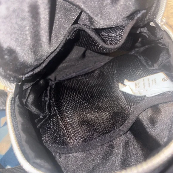 City Adventurer Backpack
Micro - Picture 7 of 13